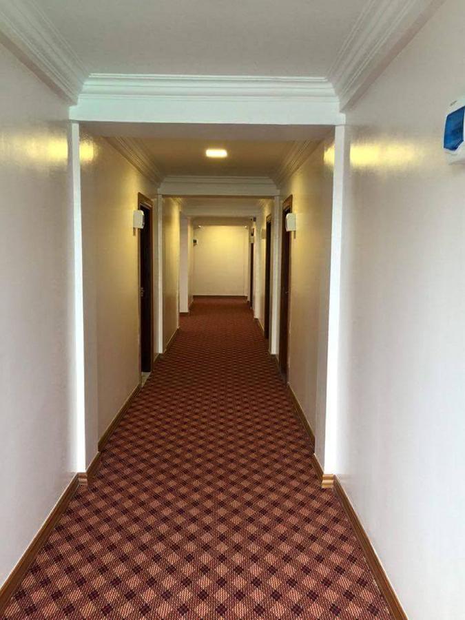 Venus Star Hotel Янгон Экстерьер фото