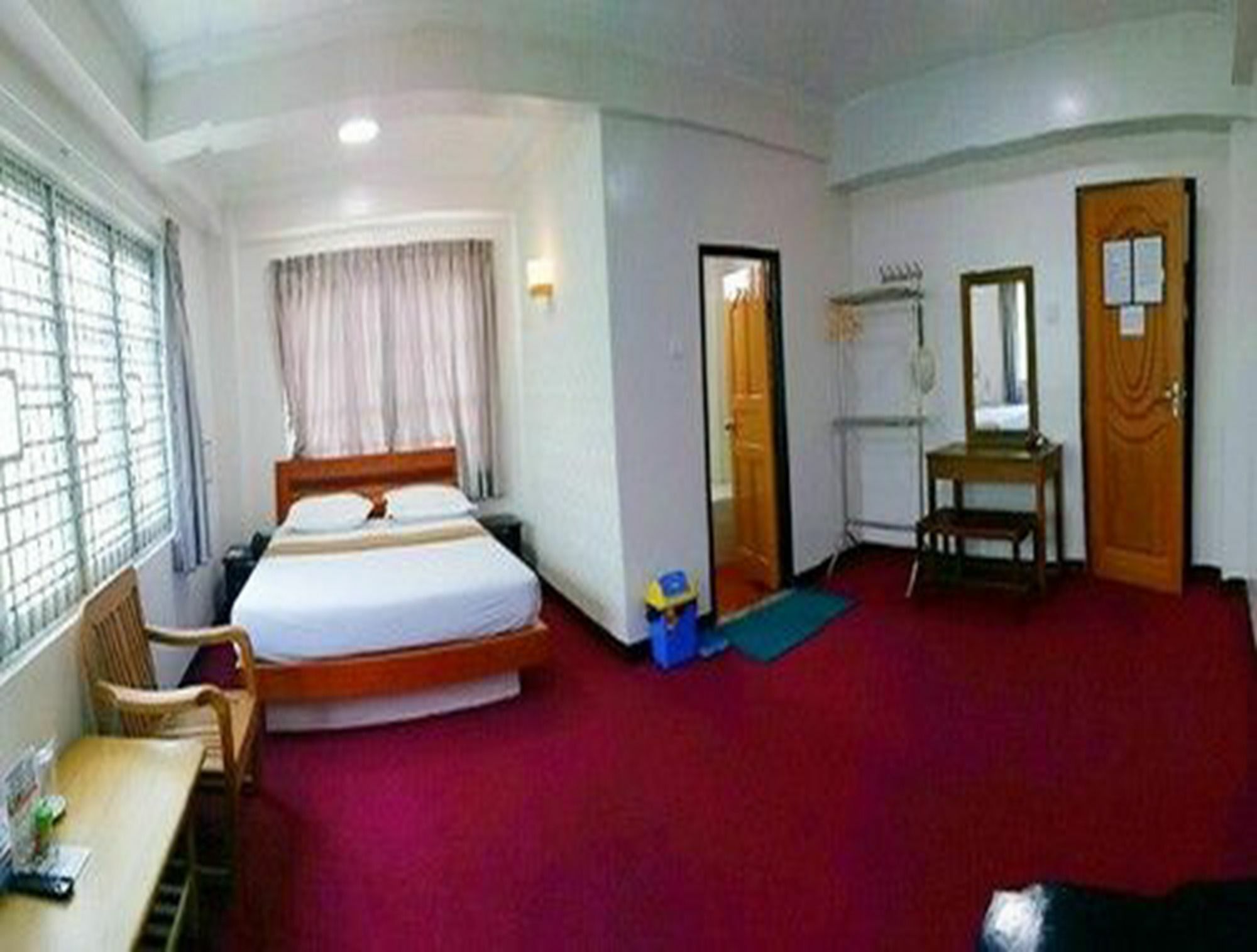 Venus Star Hotel Янгон Экстерьер фото